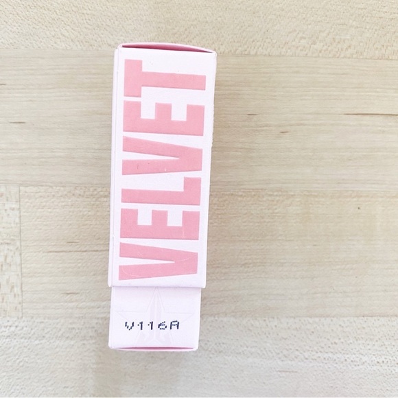 JEFREE STAR Grave Digger Velvet Trap Lipstick NEW In Box - Picture 5 of 7